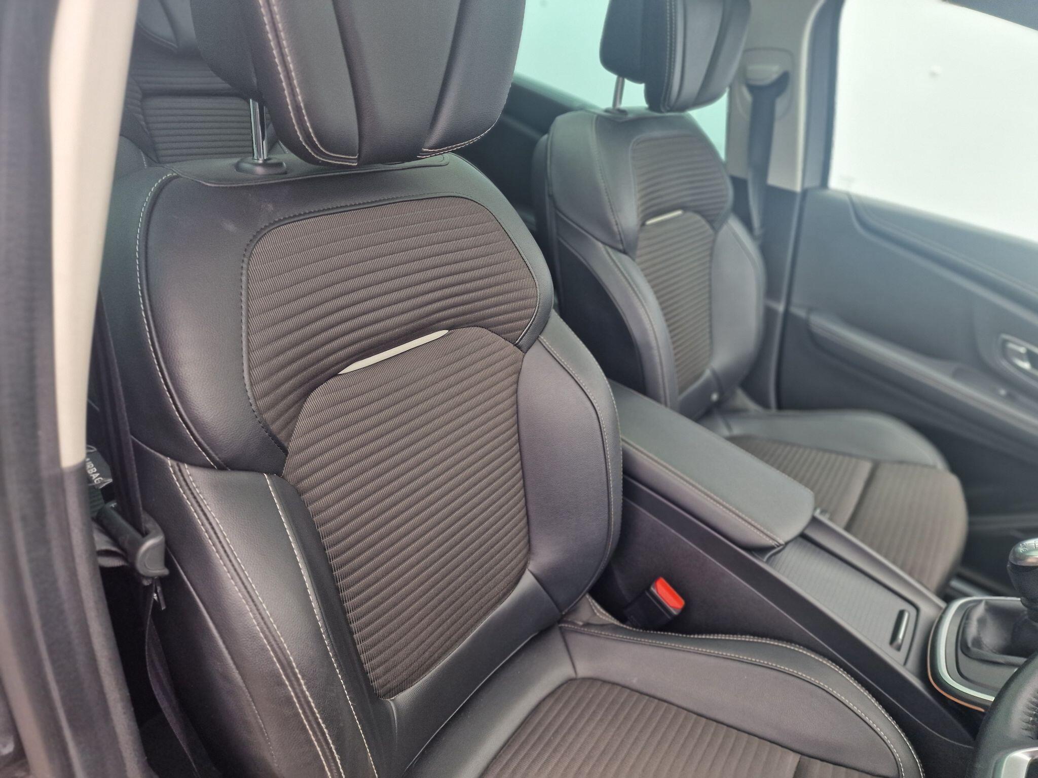 Renault Scenic view 38
