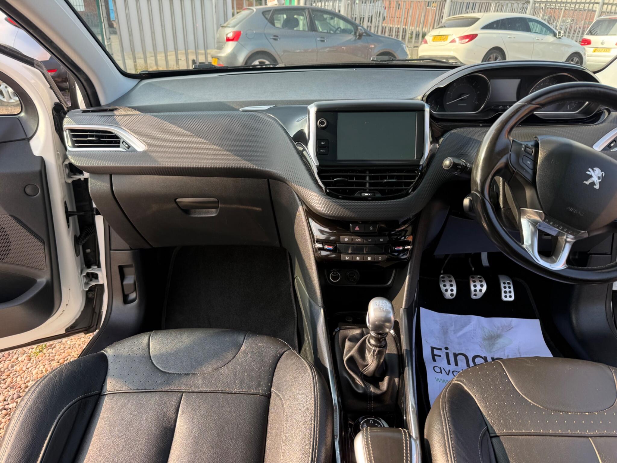 Peugeot 2008 view 26