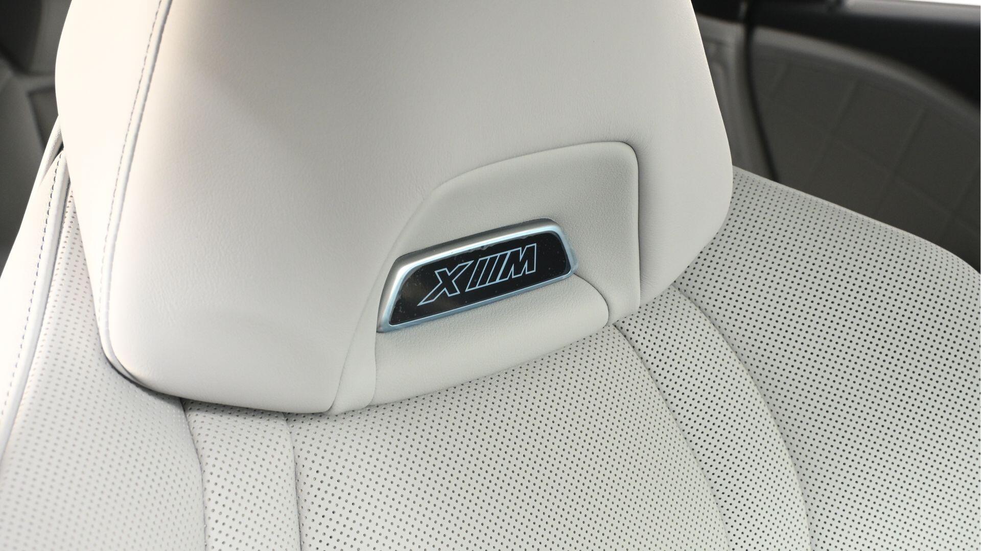 BMW XM view 31