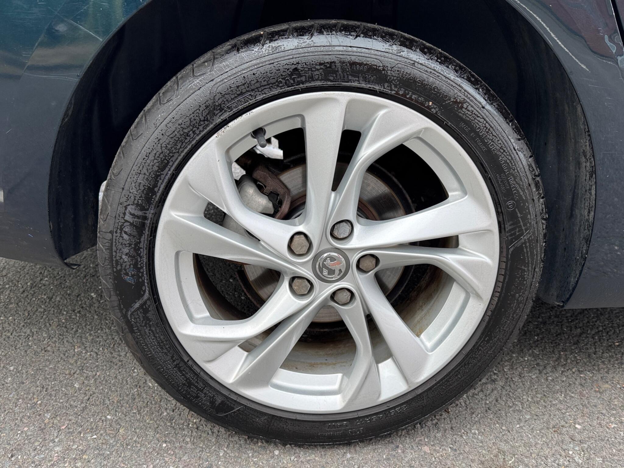 Vauxhall Astra view 18
