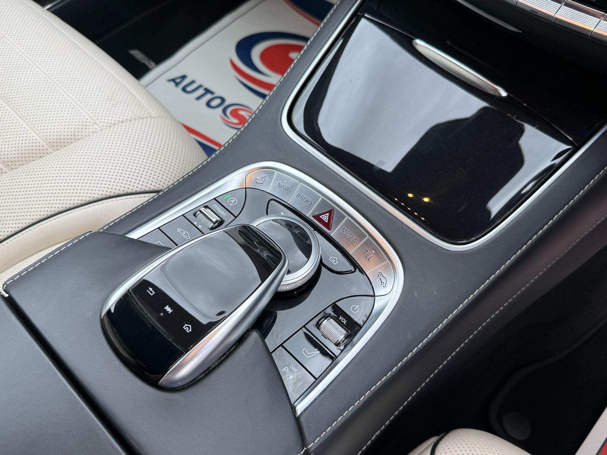 Mercedes-Benz S-Class view 22
