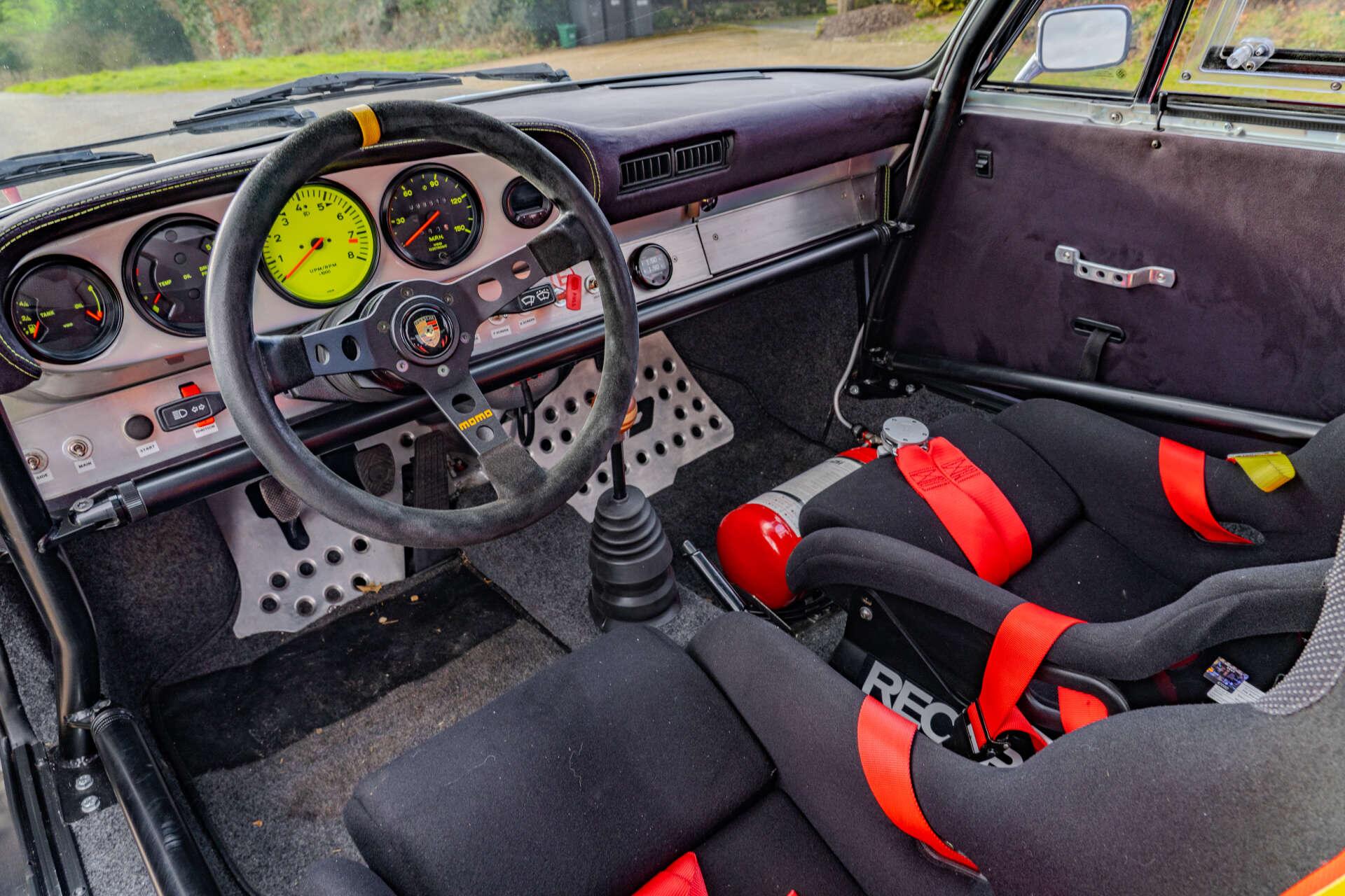 Porsche 911 view 15