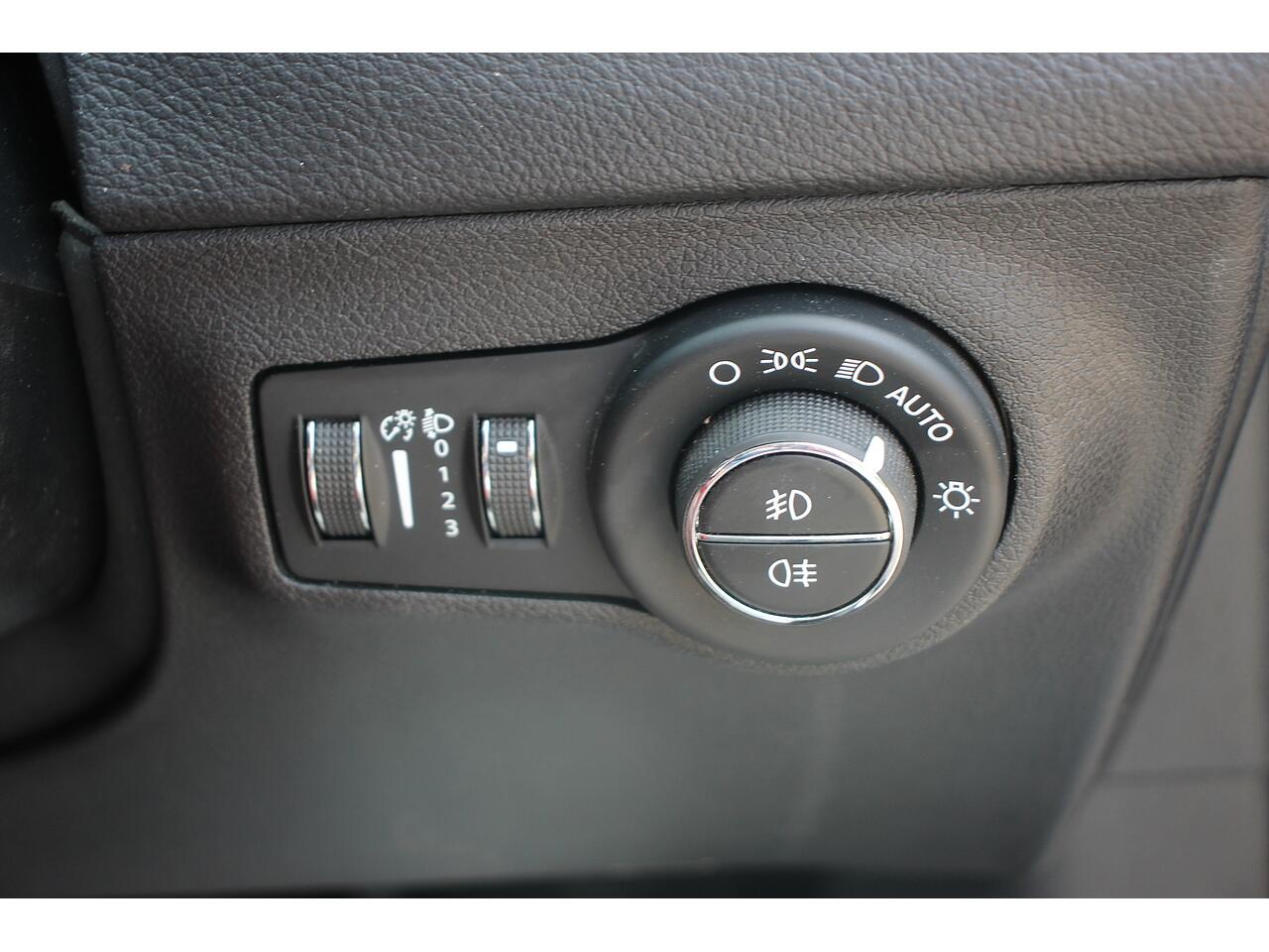 Jeep Compass view 32