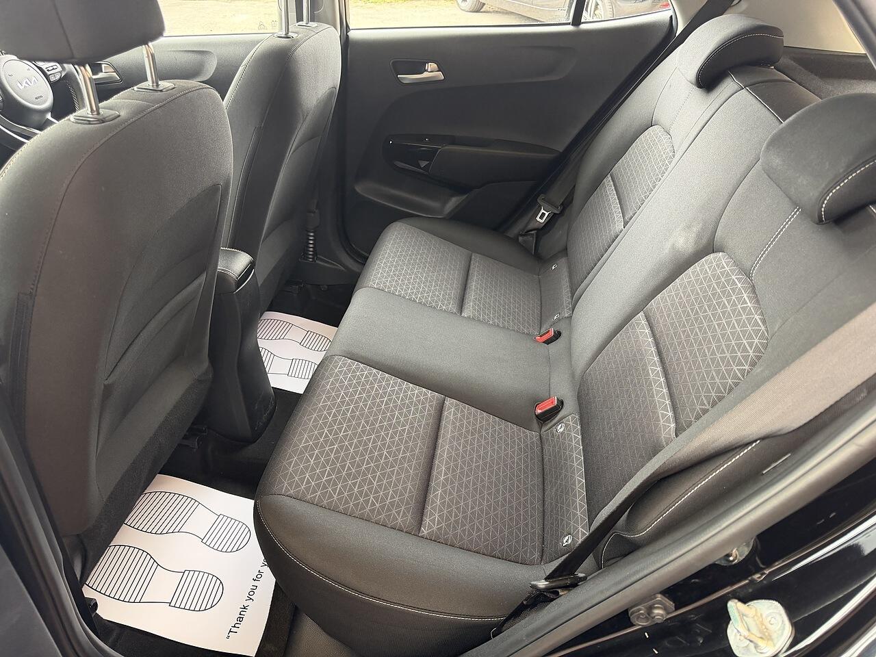 Kia Picanto view 18