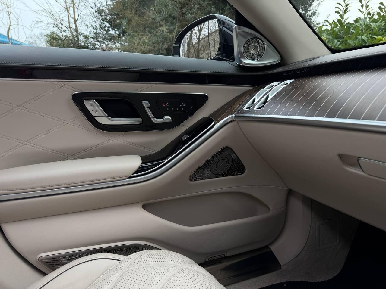 Mercedes-Benz S-Class view 44