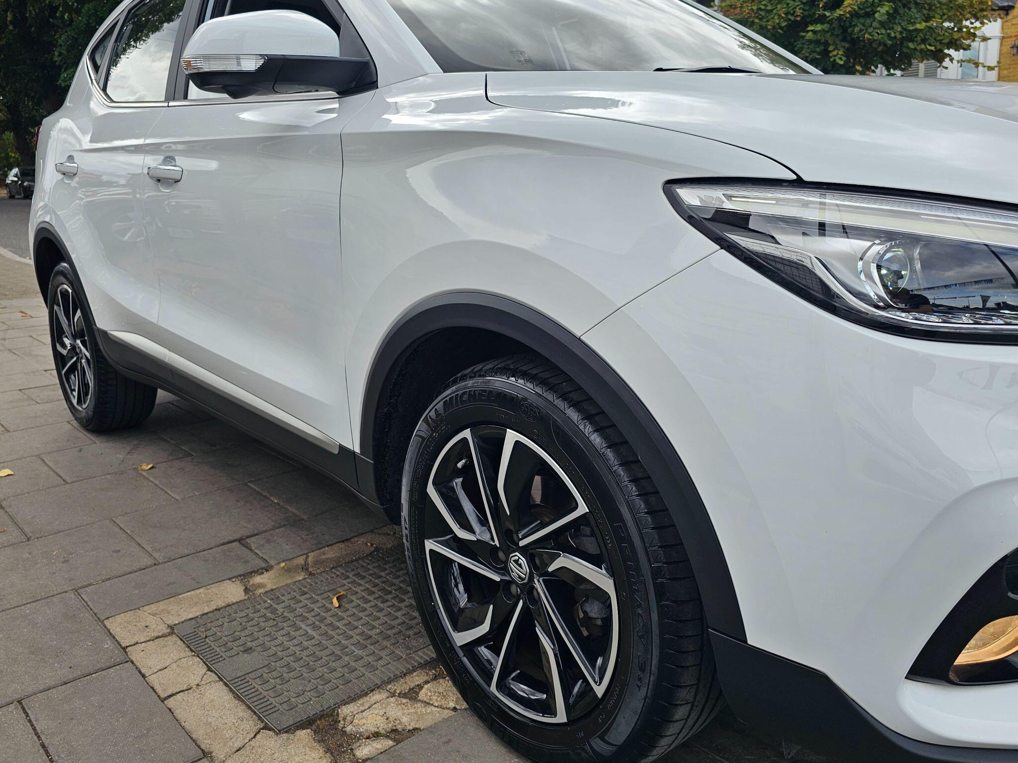 MG ZS view 20