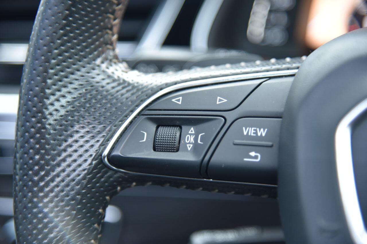 Audi Q7 view 32