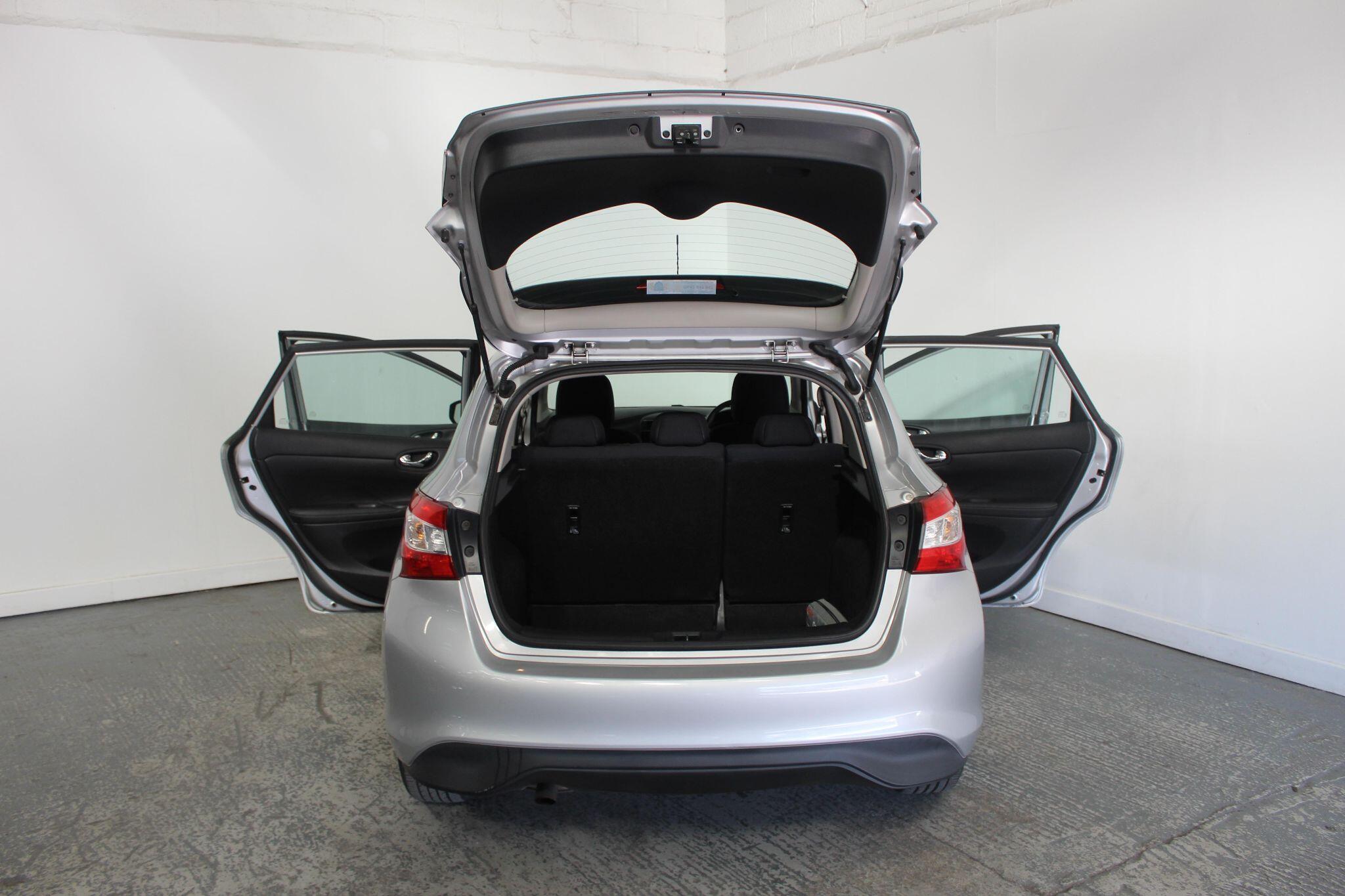 Nissan Pulsar view 21