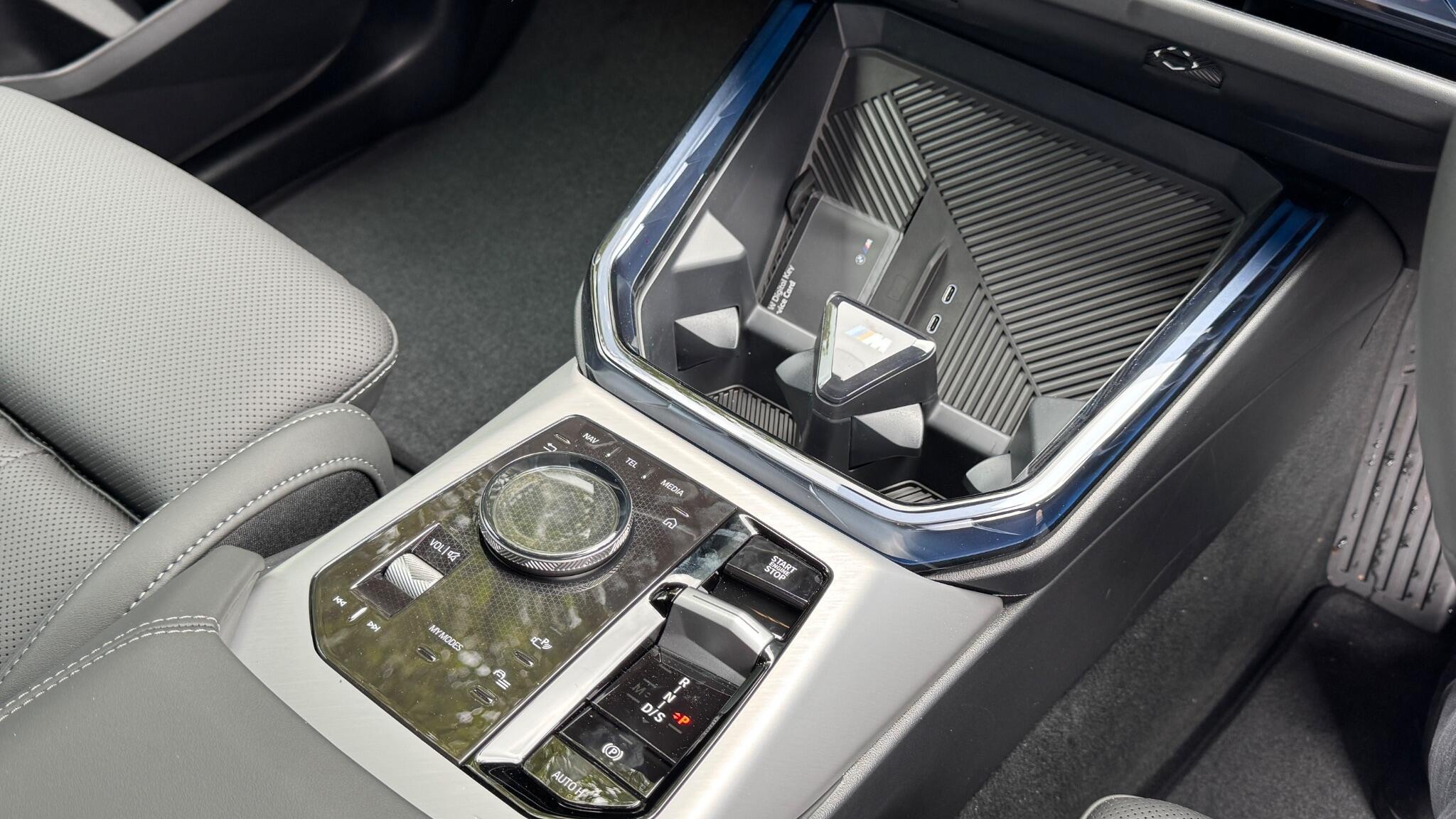 BMW X3 view 9