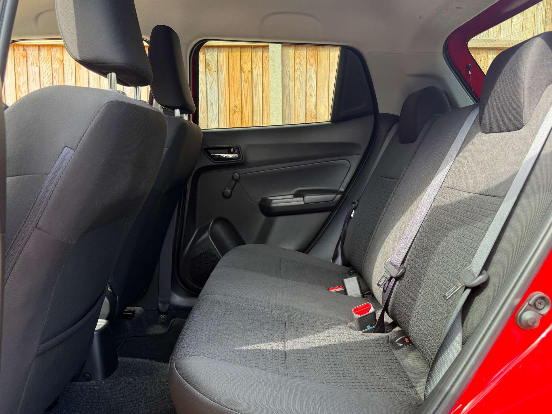 Suzuki Swift view 16