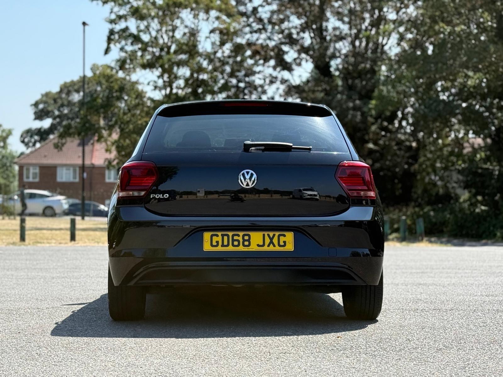 Volkswagen Polo view 13