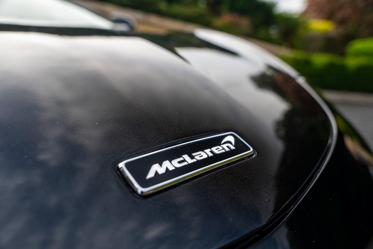 McLaren GT view 37
