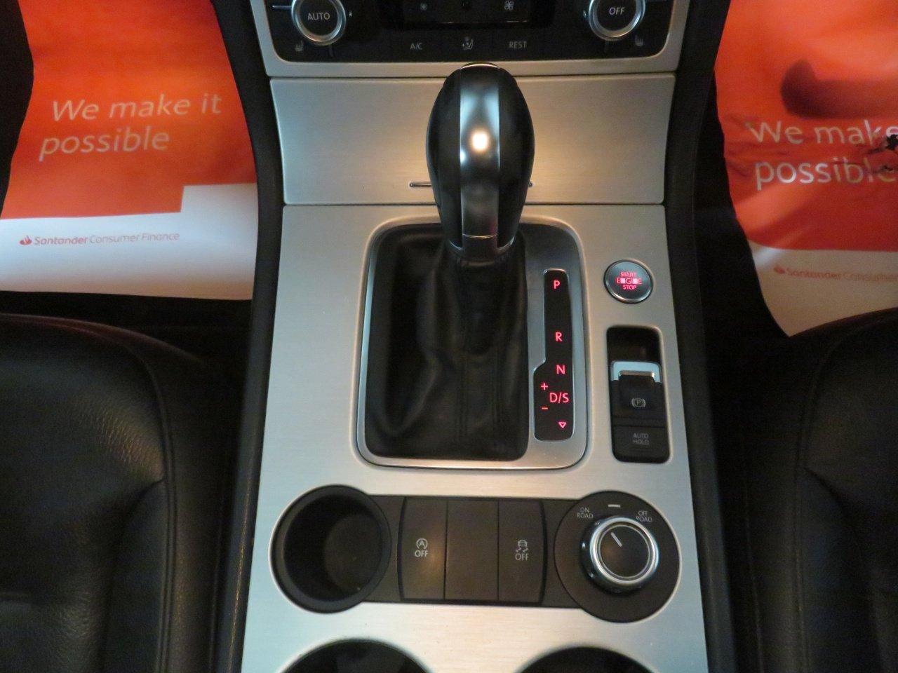 Volkswagen Touareg view 43