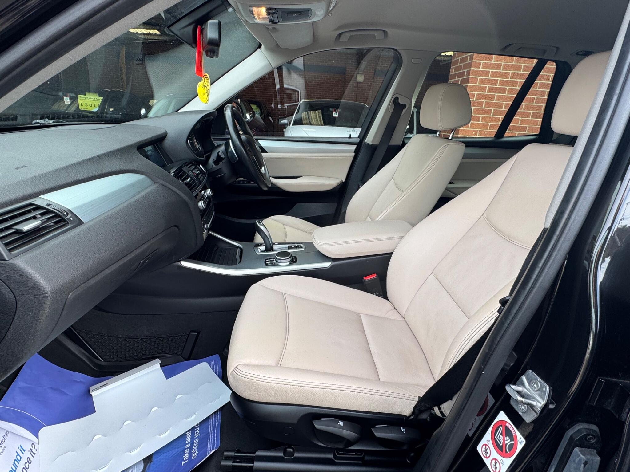 BMW X3 view 6