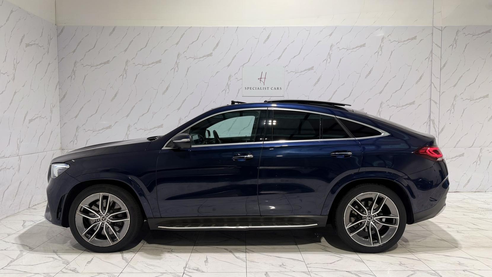 Mercedes-Benz Gle view 39