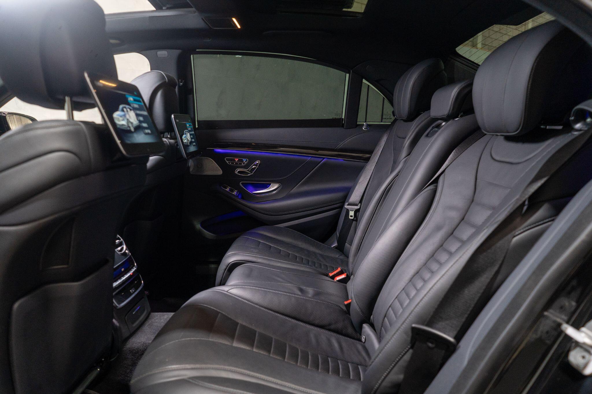 Mercedes-Benz S-Class view 16