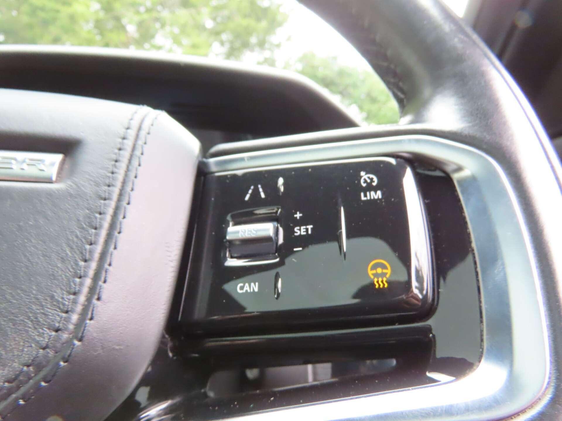 Land Rover Range Rover Velar view 15