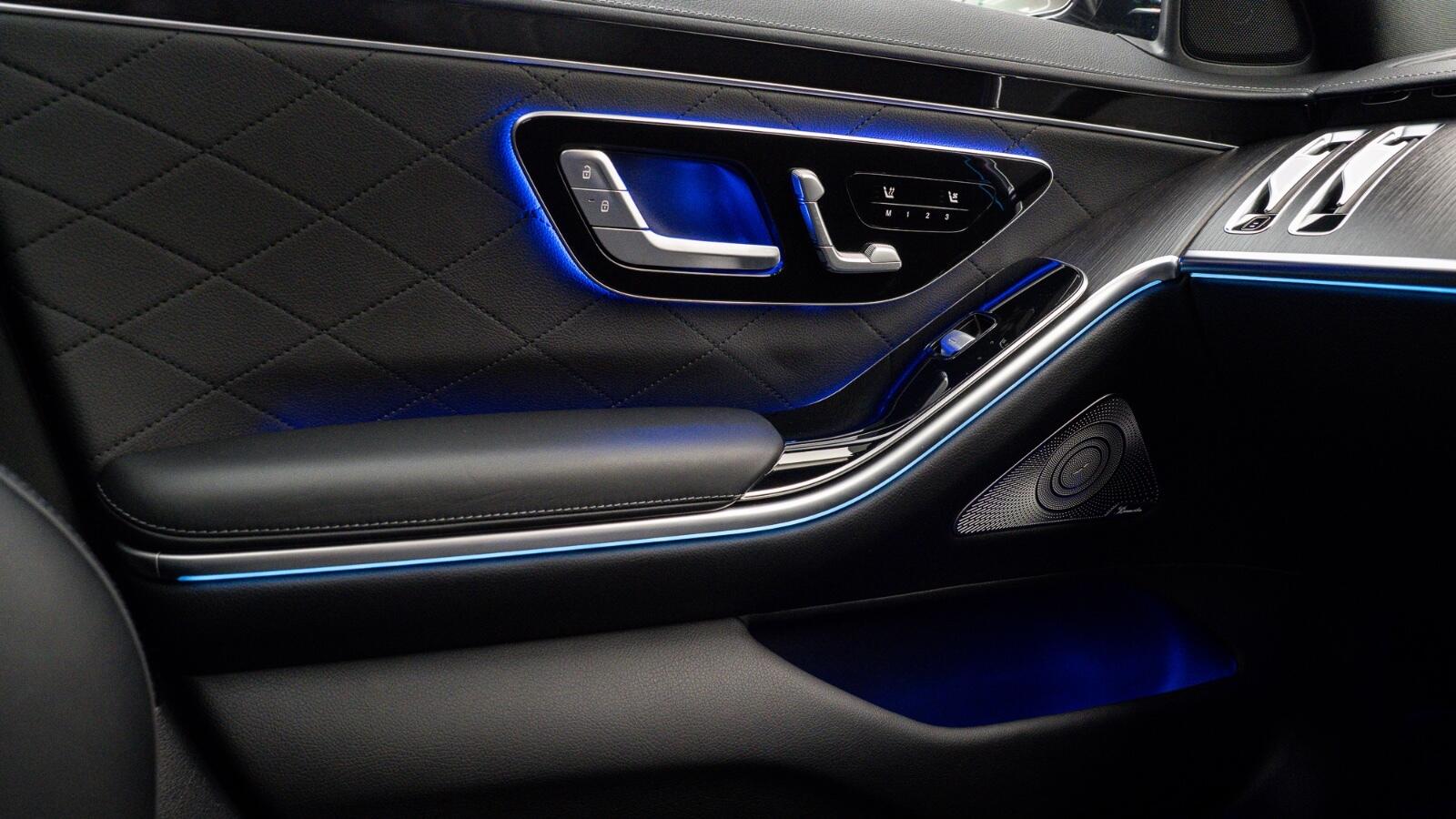 Mercedes-Benz S Class view 40