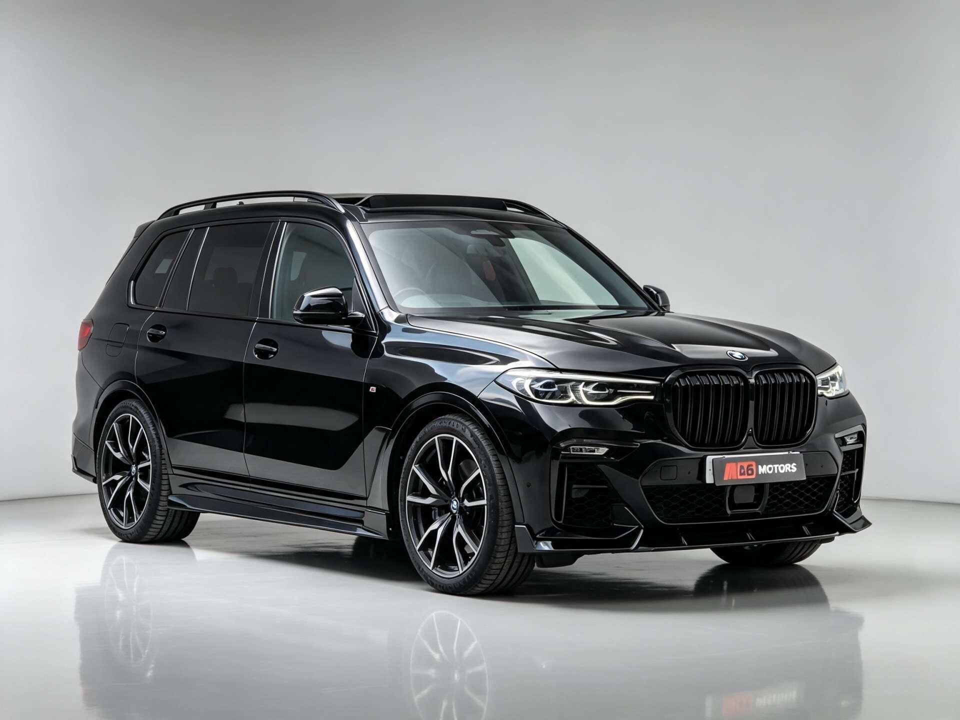 BMW X7 view 3