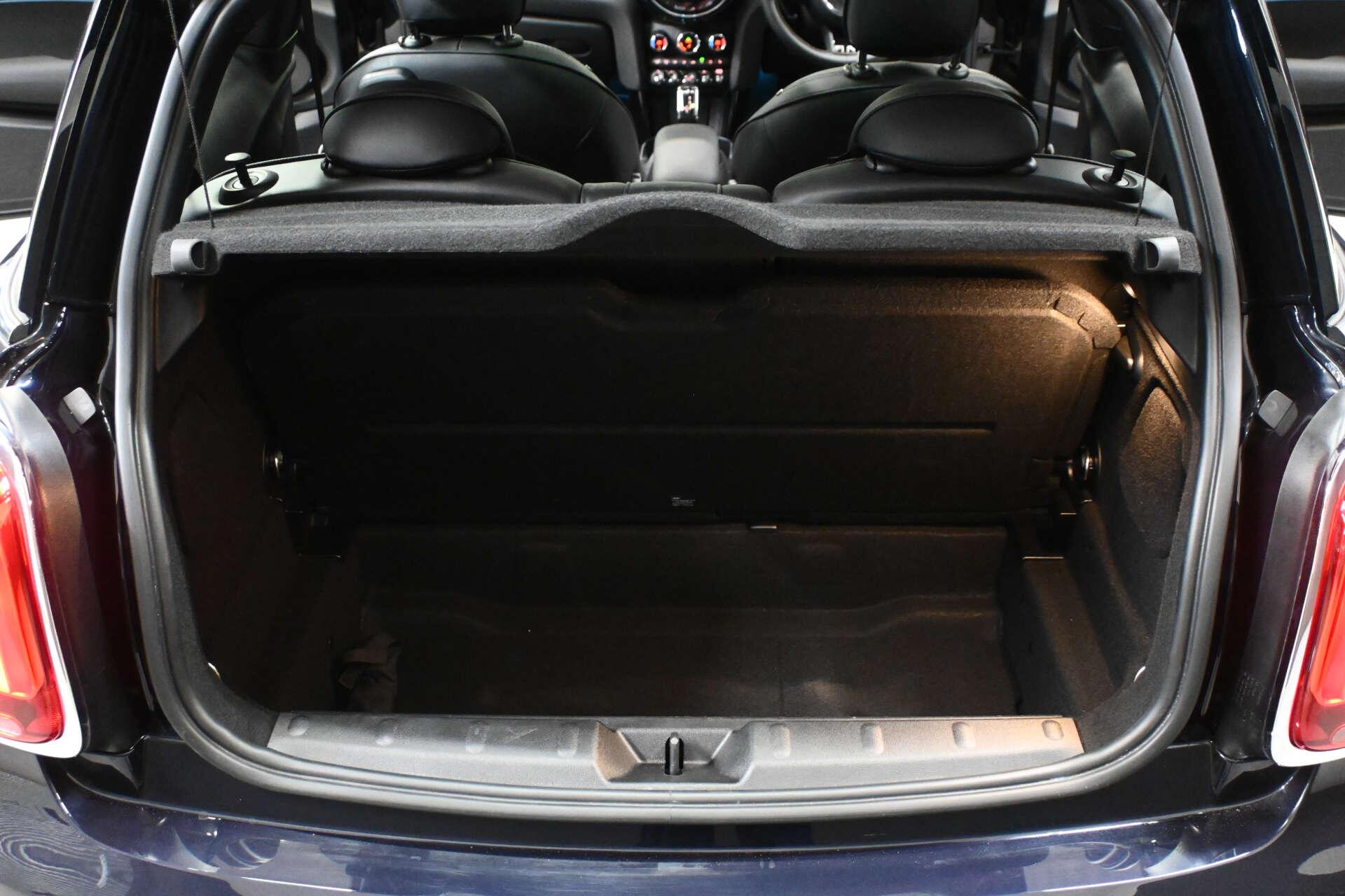Mini Hatch view 73