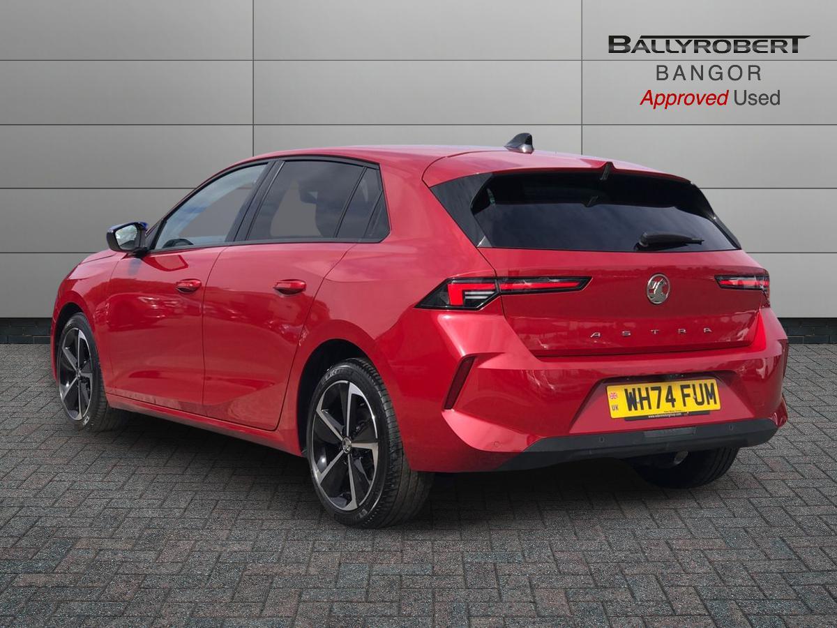 Vauxhall Astra view 2