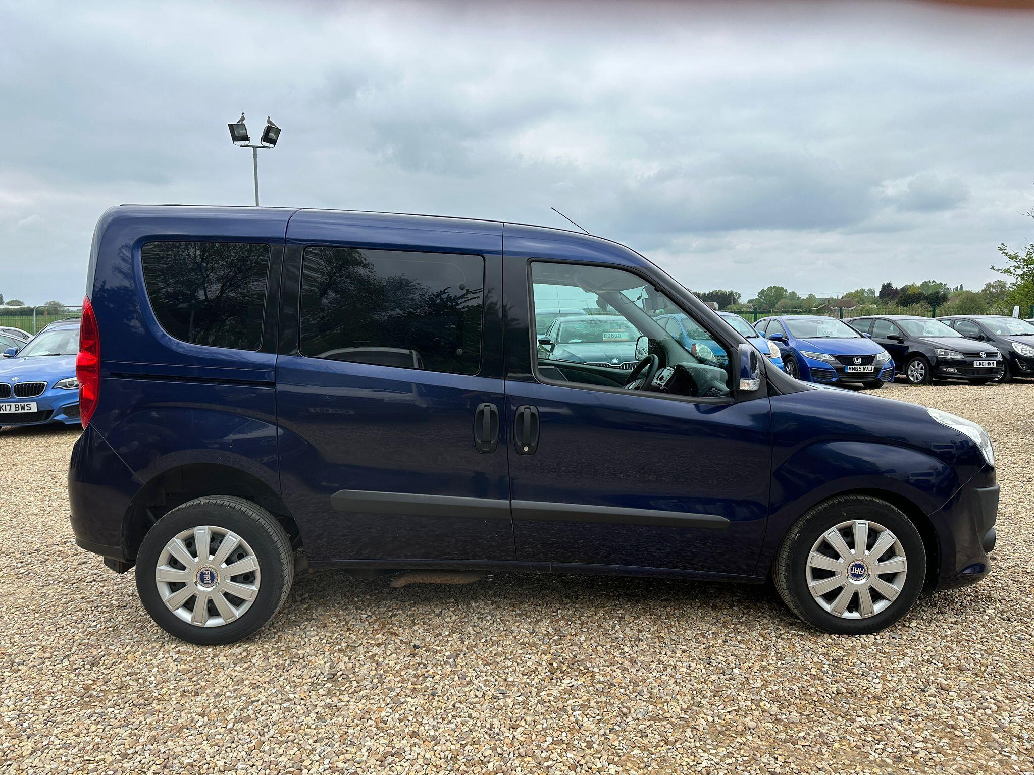 Fiat Doblo view 5