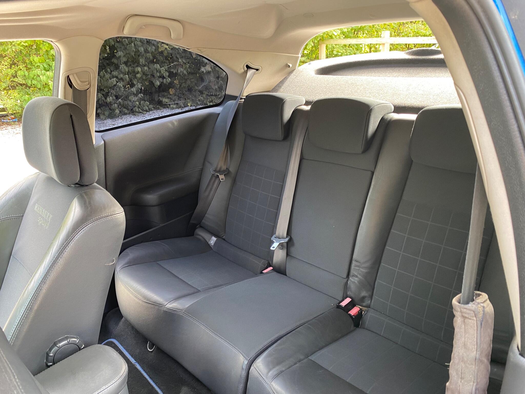 Renault Megane view 14