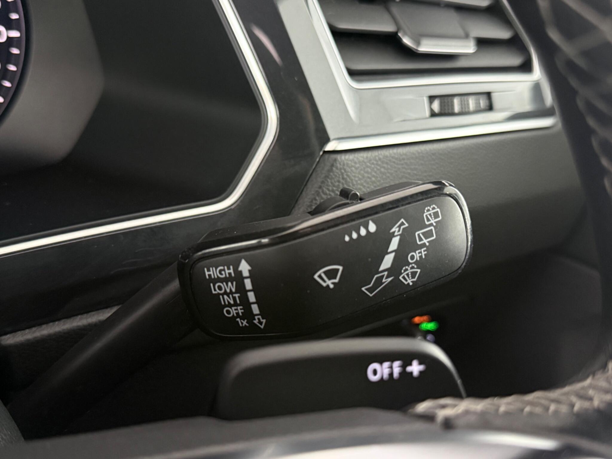 Volkswagen Tiguan view 18