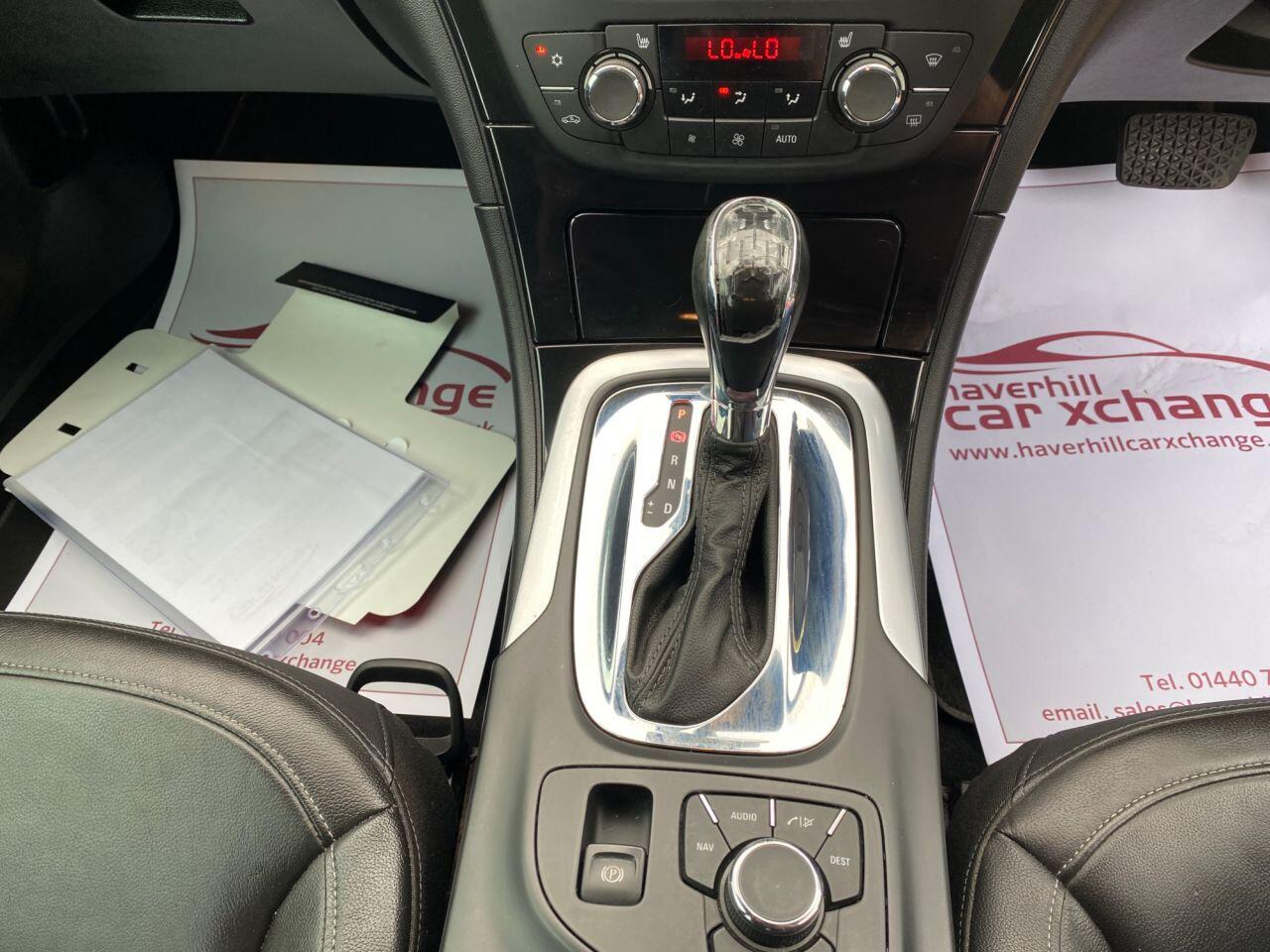 Vauxhall Insignia view 14