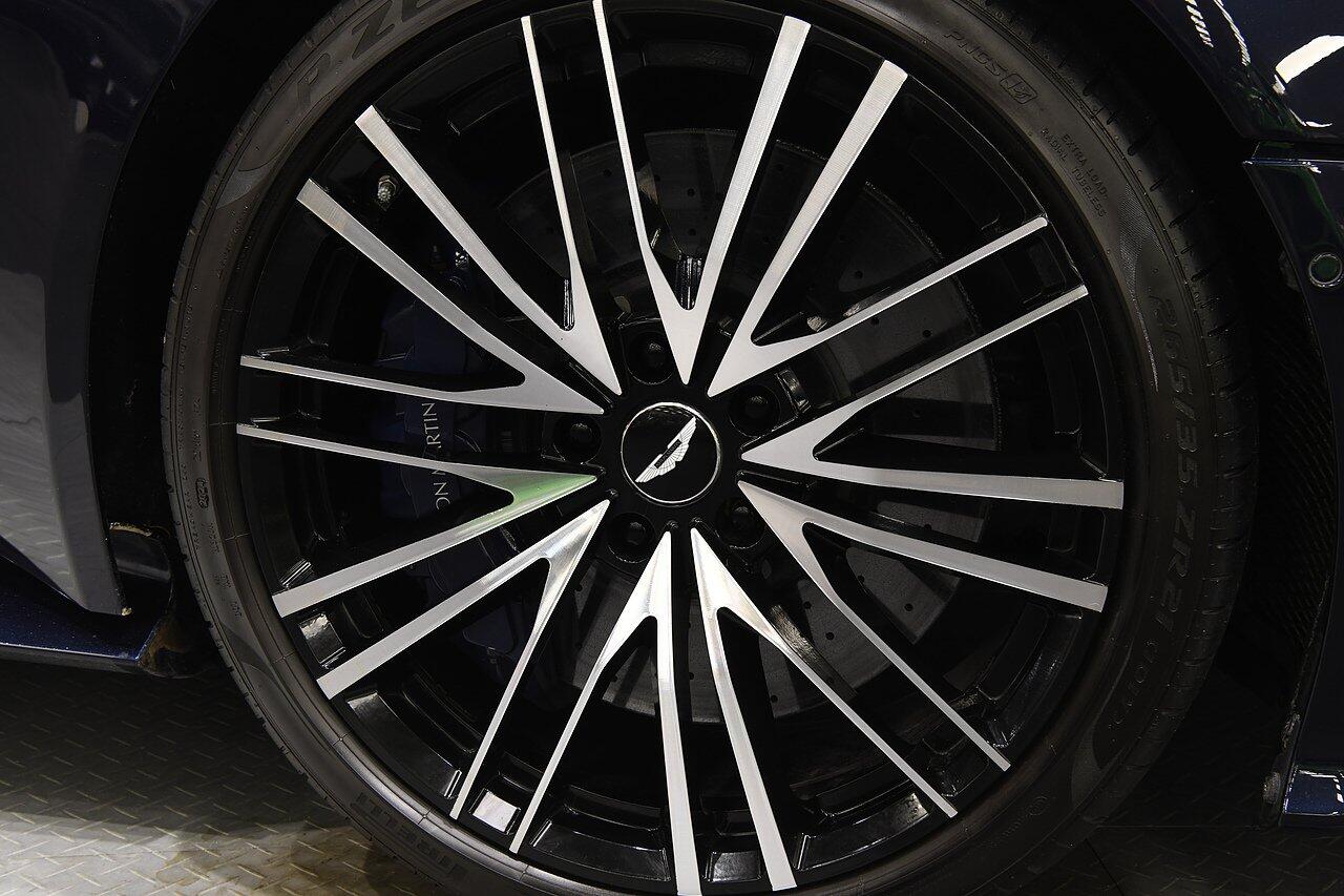 Aston Martin DBS view 51