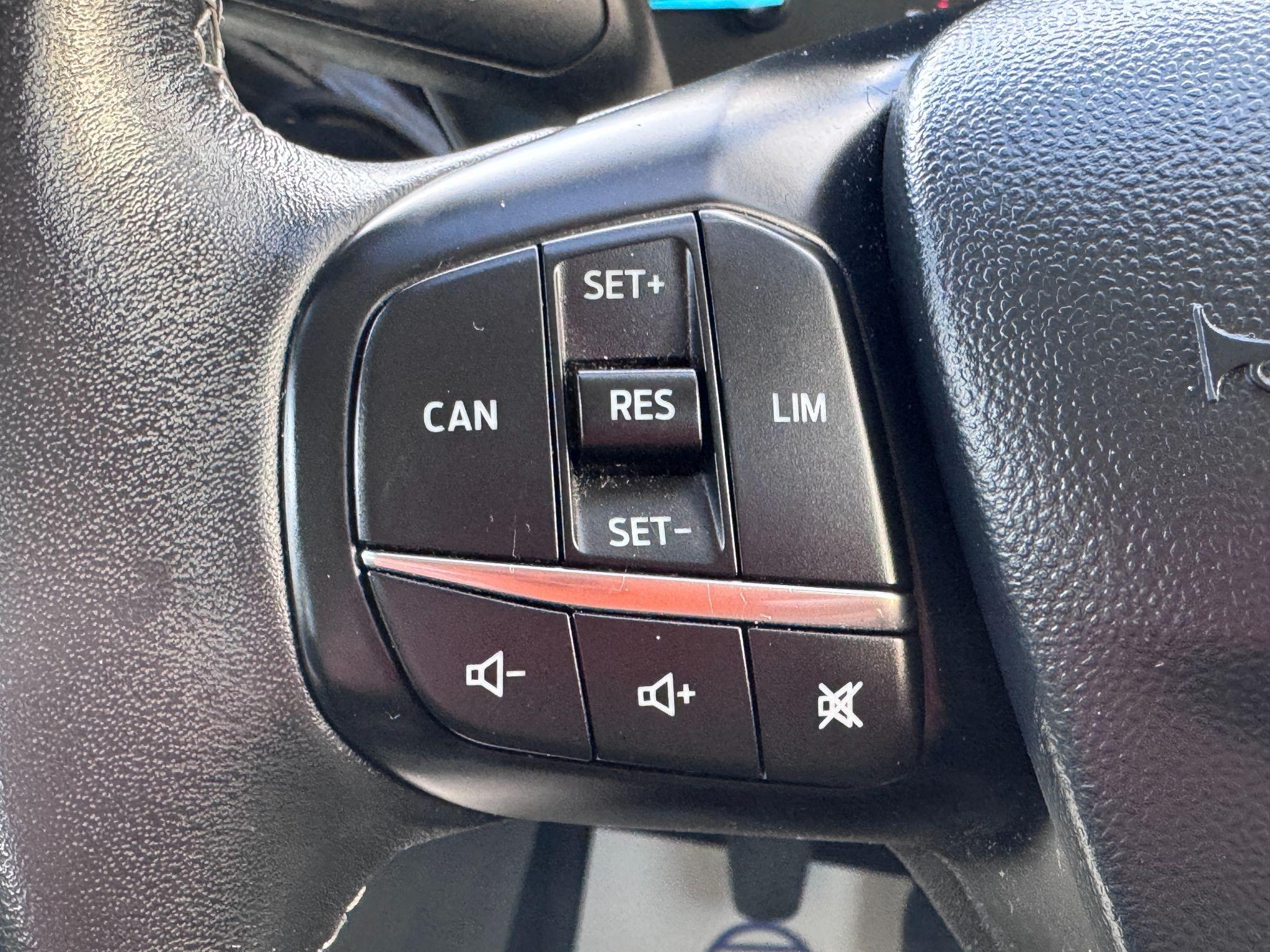 2018 Ford Fiesta image 36
