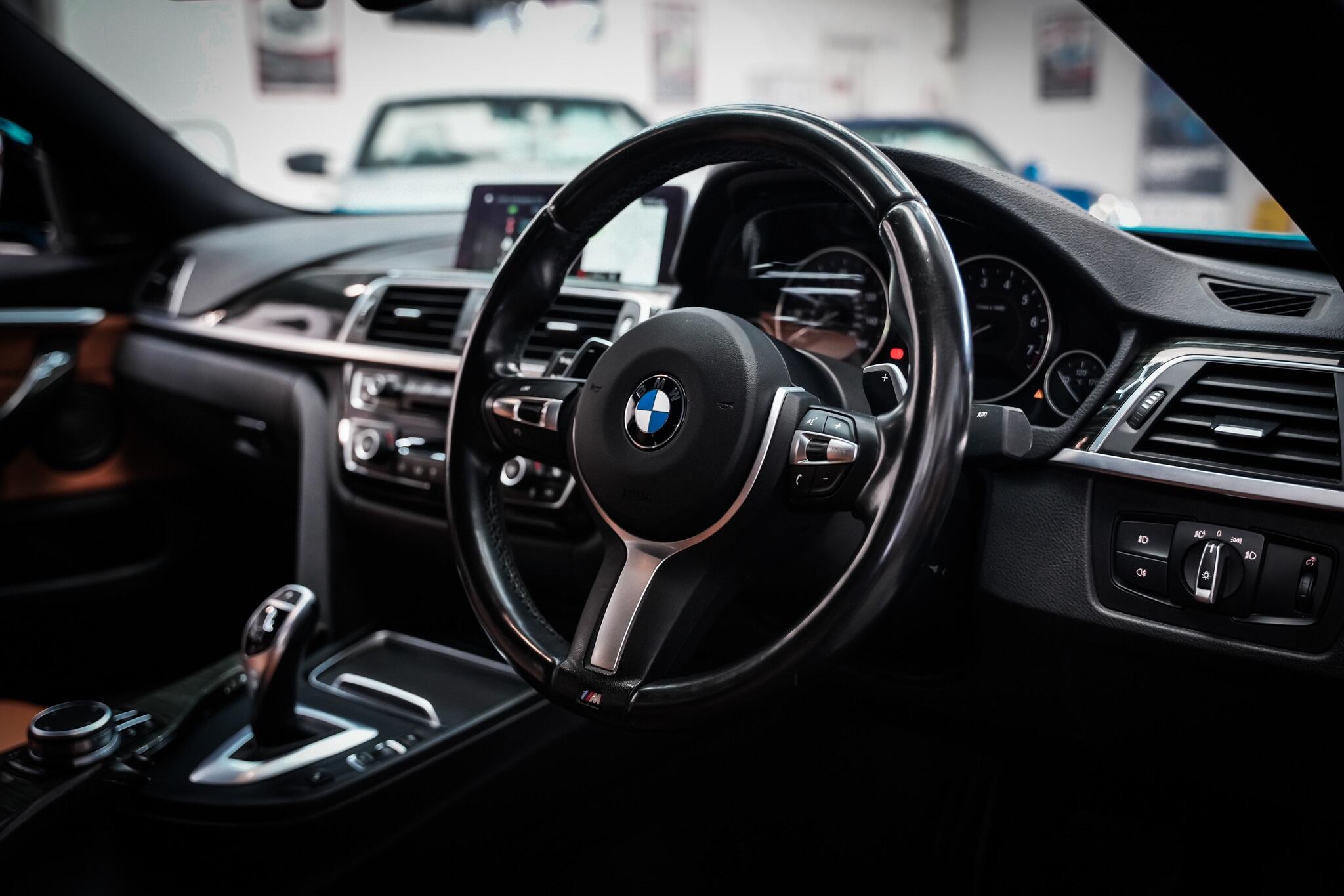 BMW 4 Series view 18