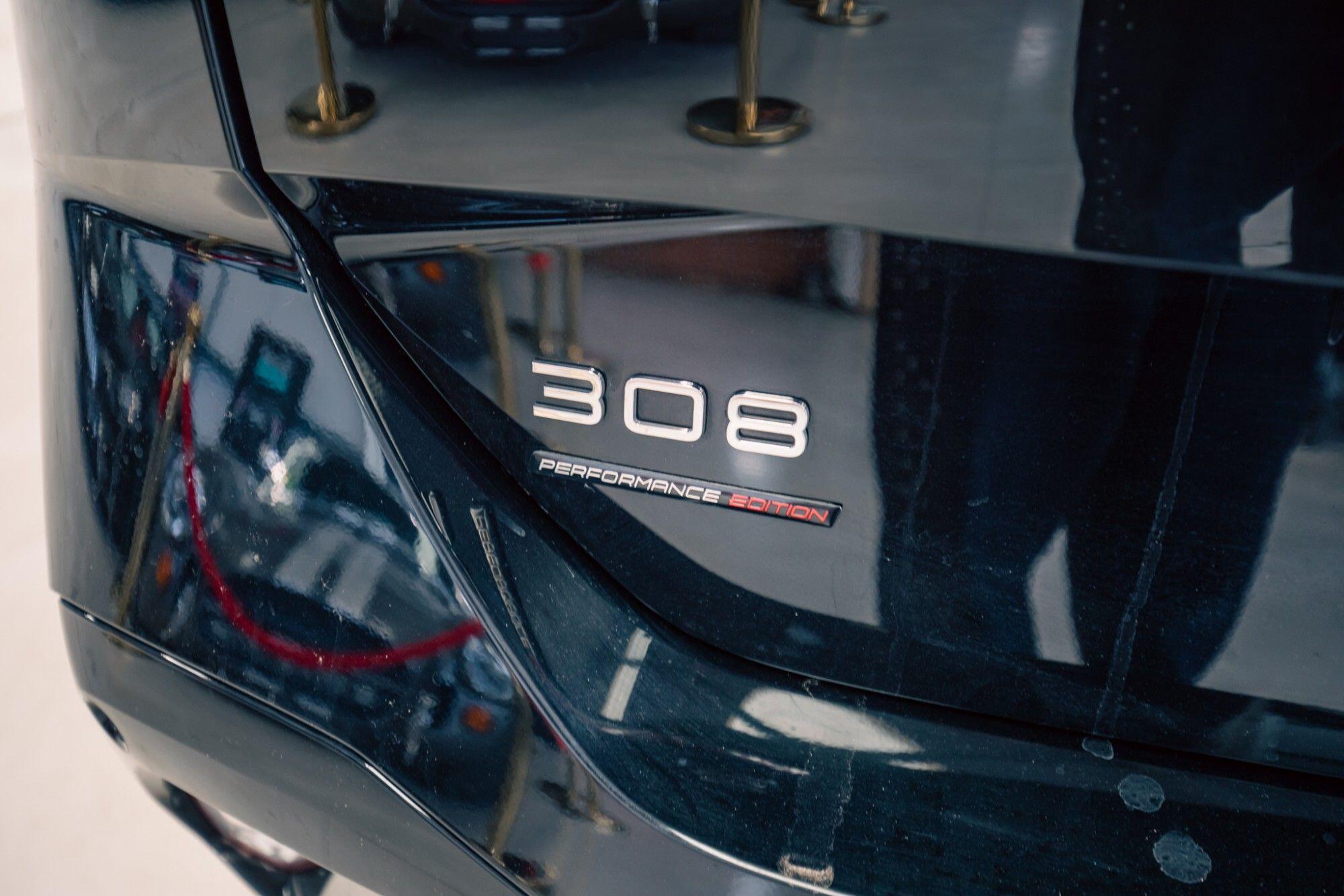 Peugeot 308 view 6