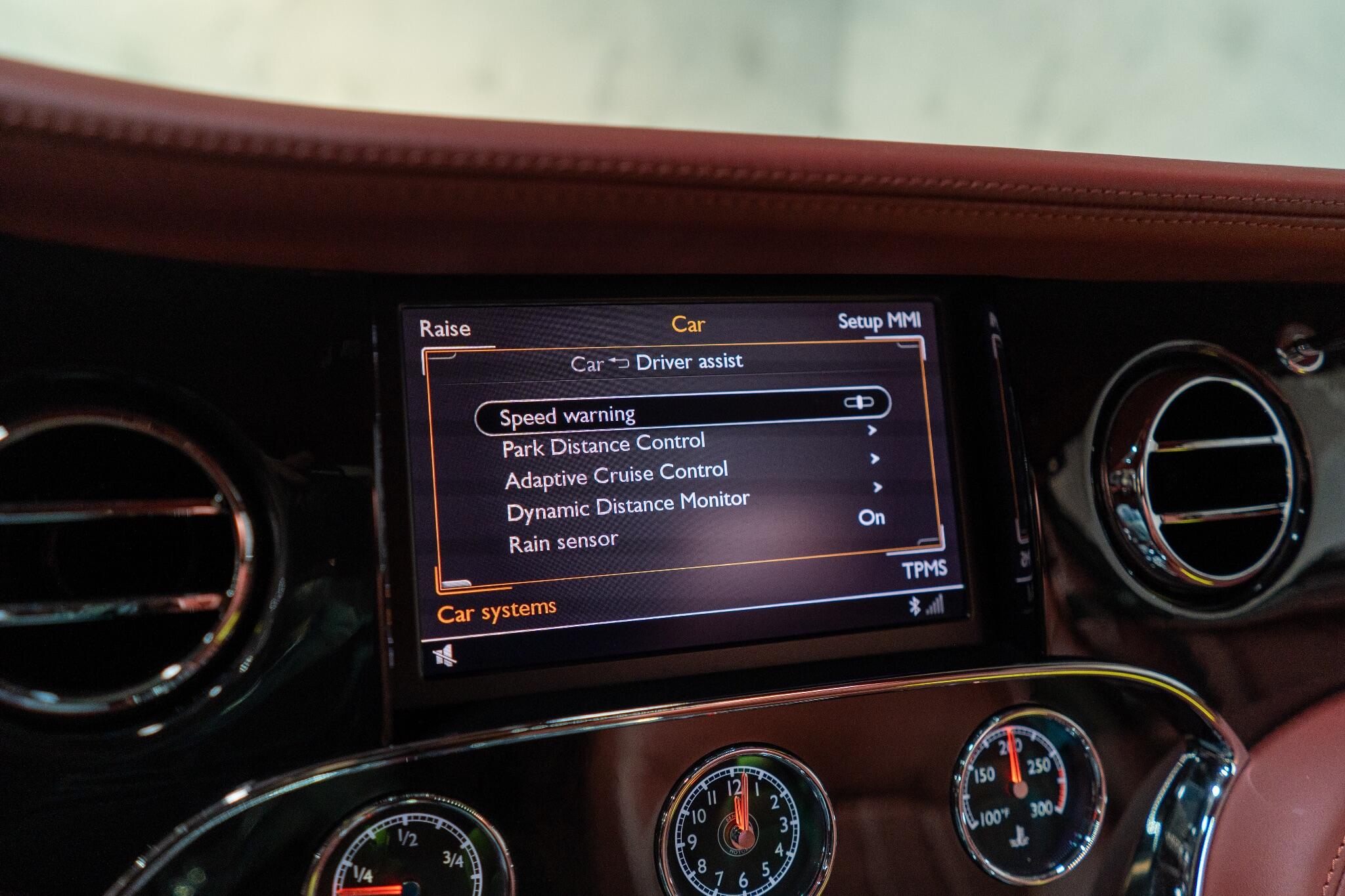 Bentley Mulsanne view 17