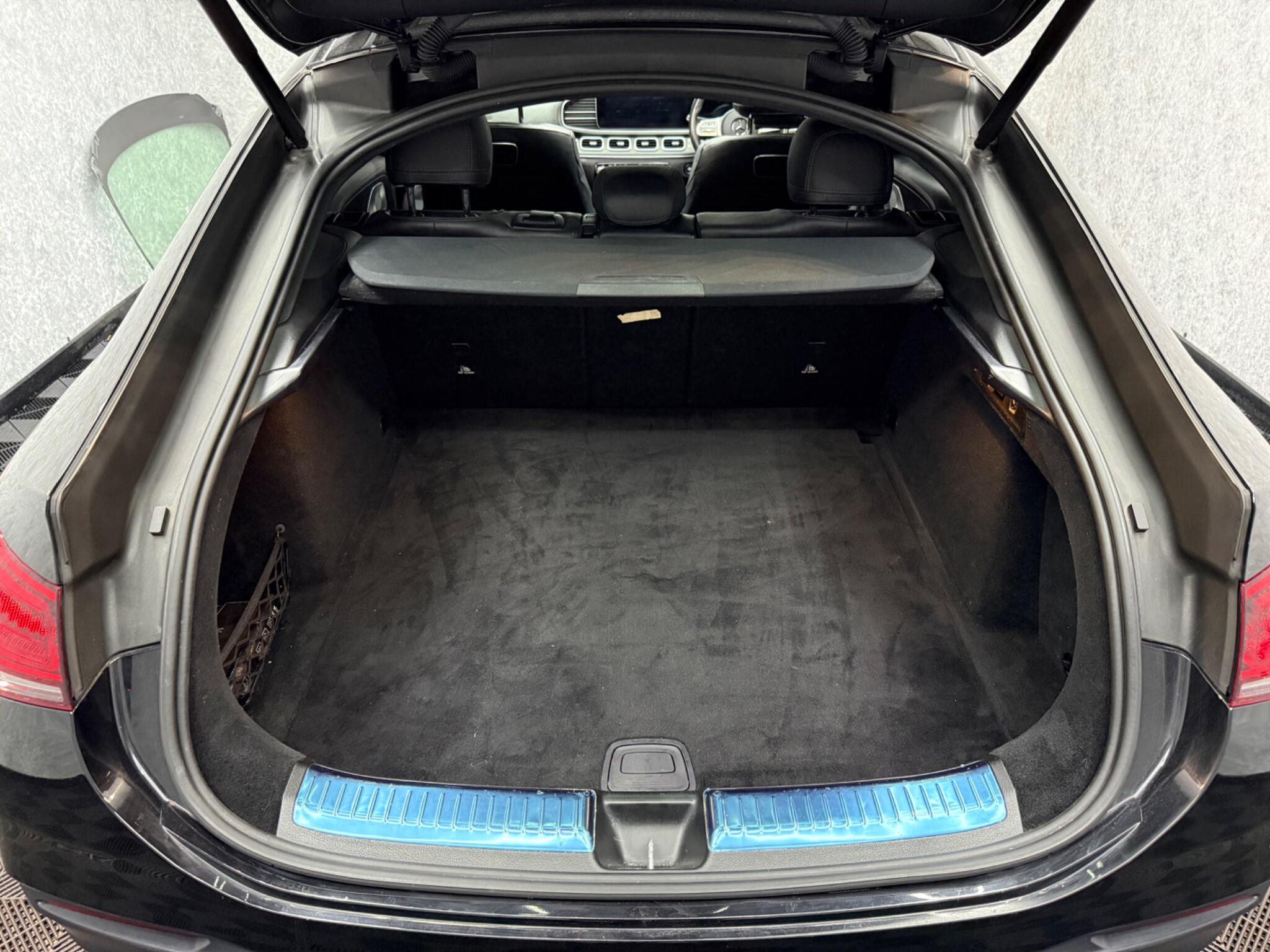 Mercedes-Benz Gle view 28