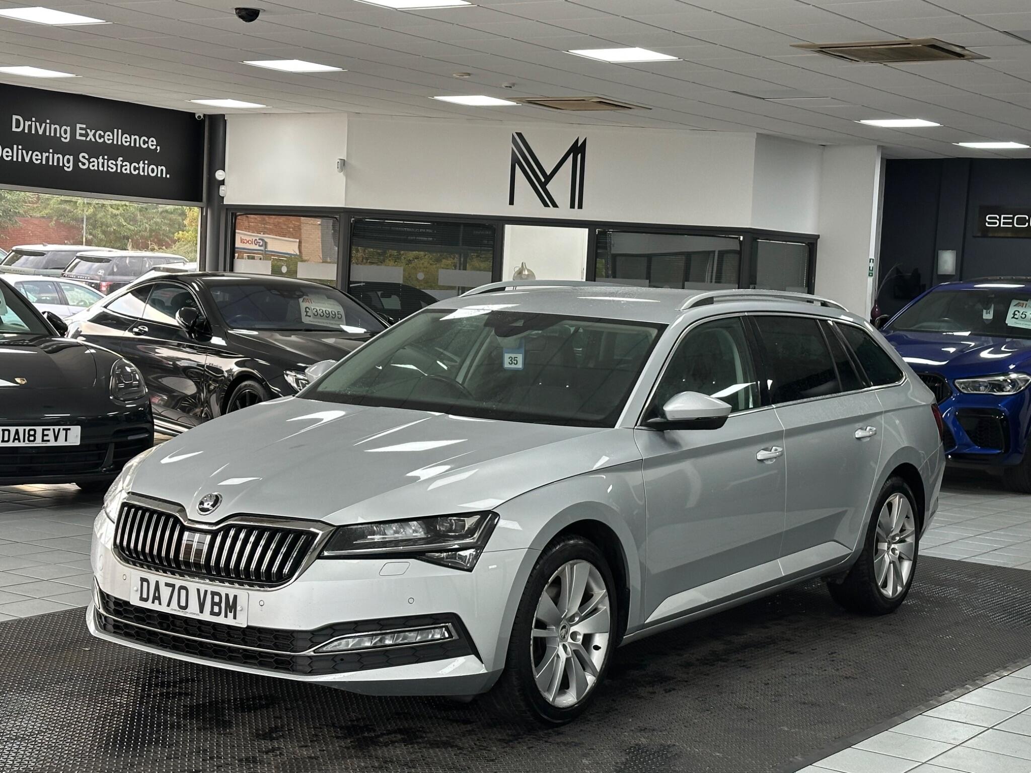 Skoda Superb view 7