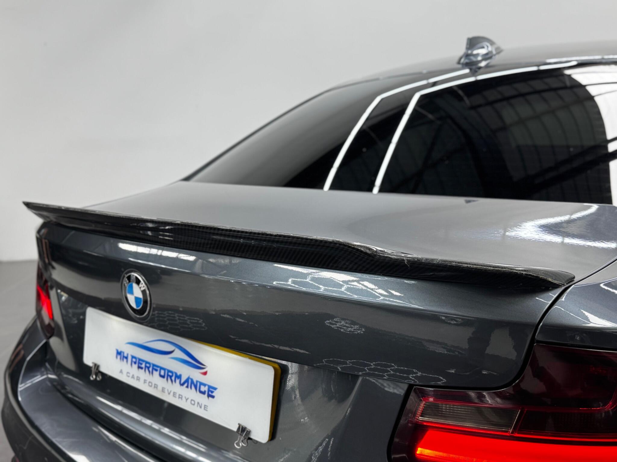 BMW 2 Series view 31