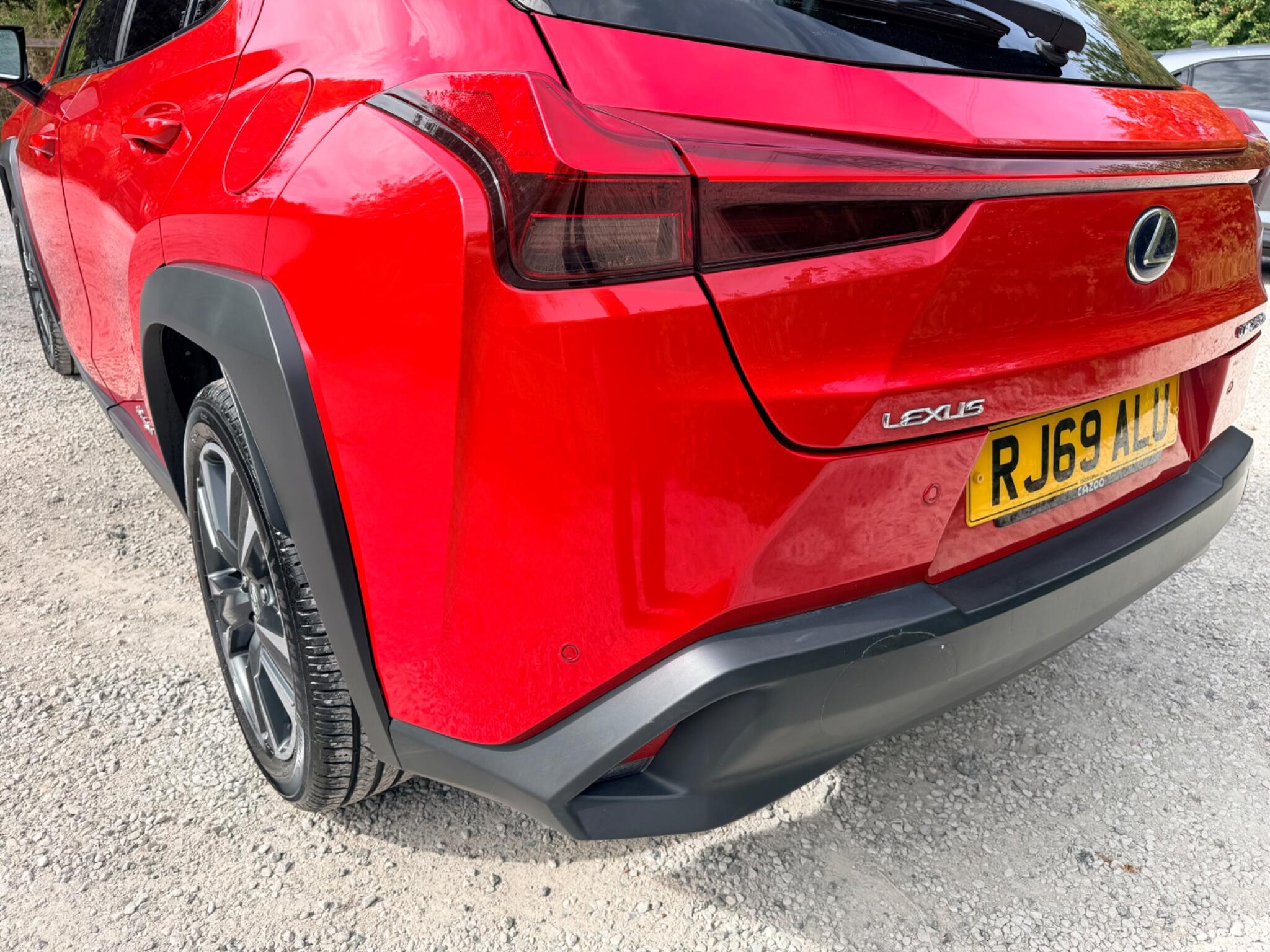 Lexus Ux view 58