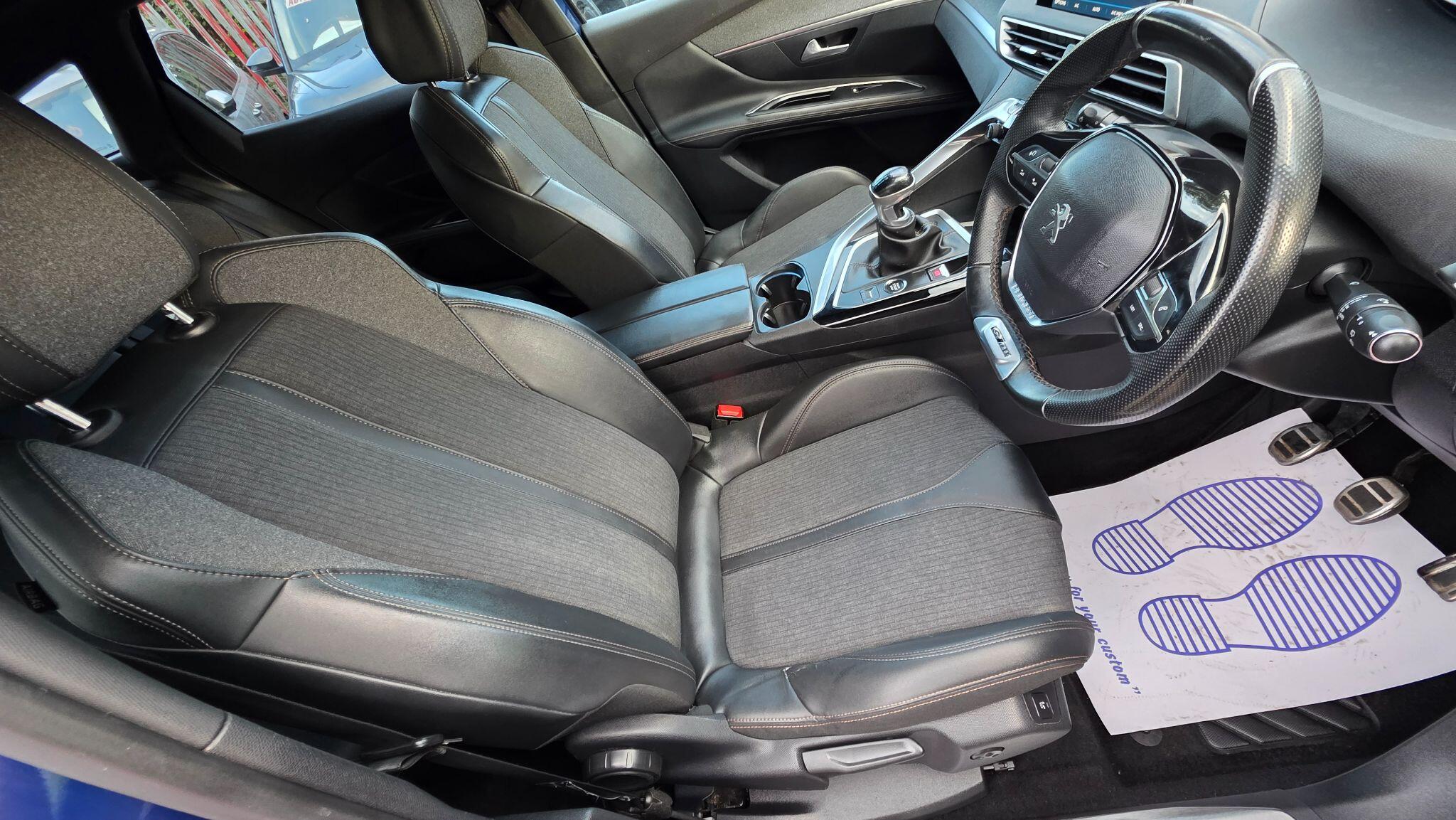 Peugeot 3008 view 26