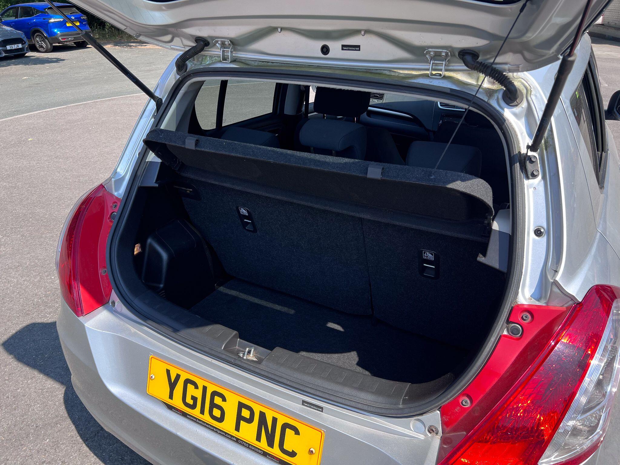 Suzuki Swift view 18