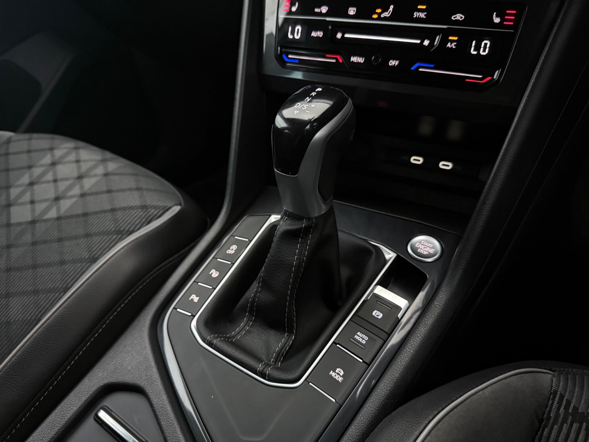 Volkswagen Tiguan view 20