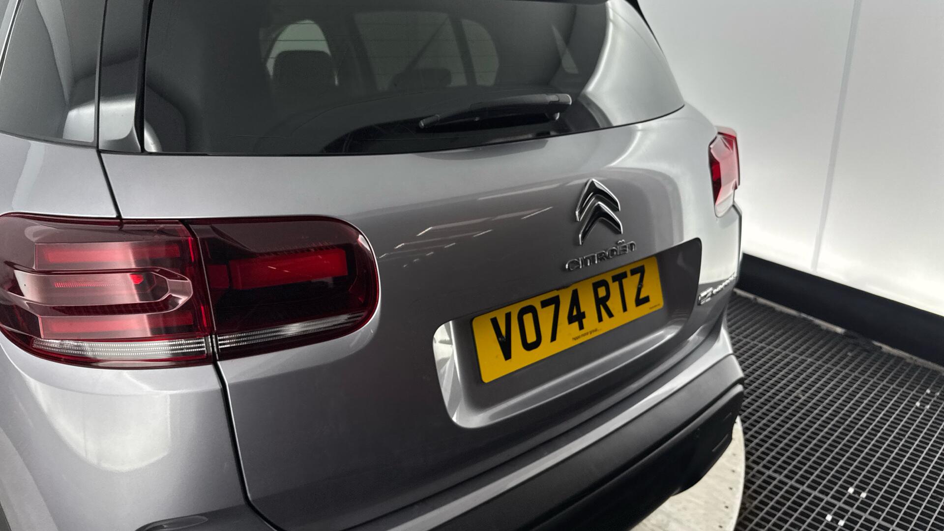 Citroen C5 Aircross view 26