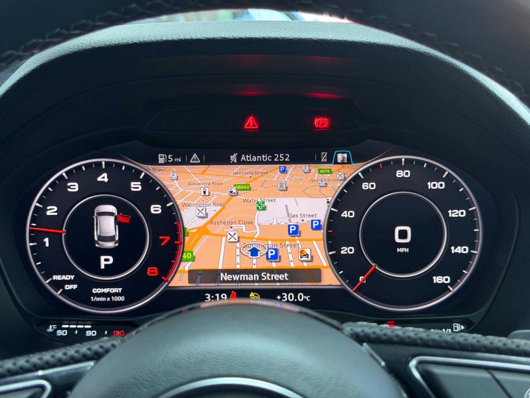 Audi Q2 view 19