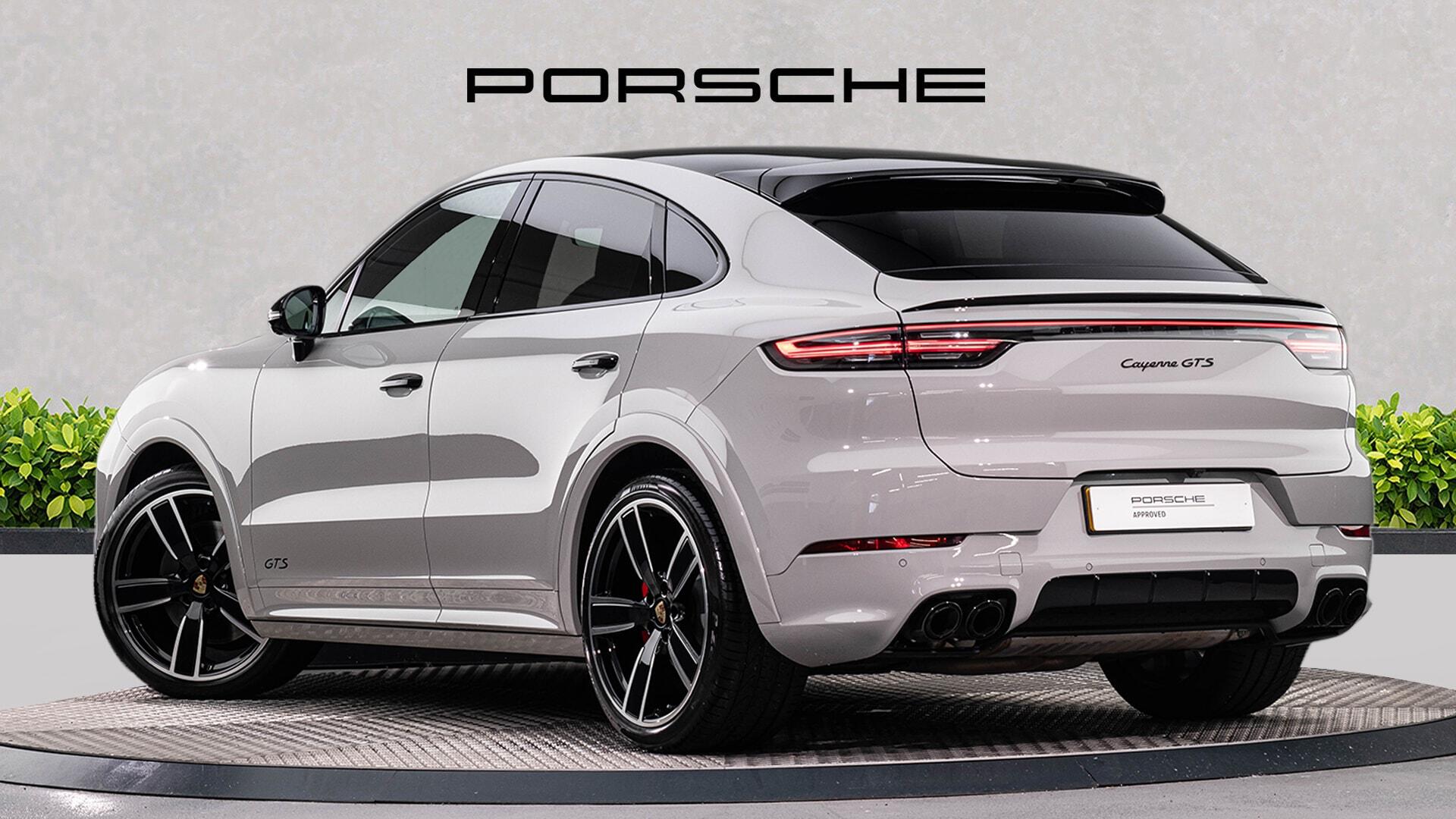 Porsche Cayenne view 5
