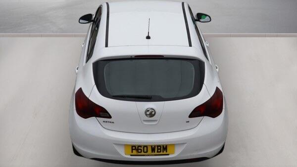 Vauxhall Astra view 8