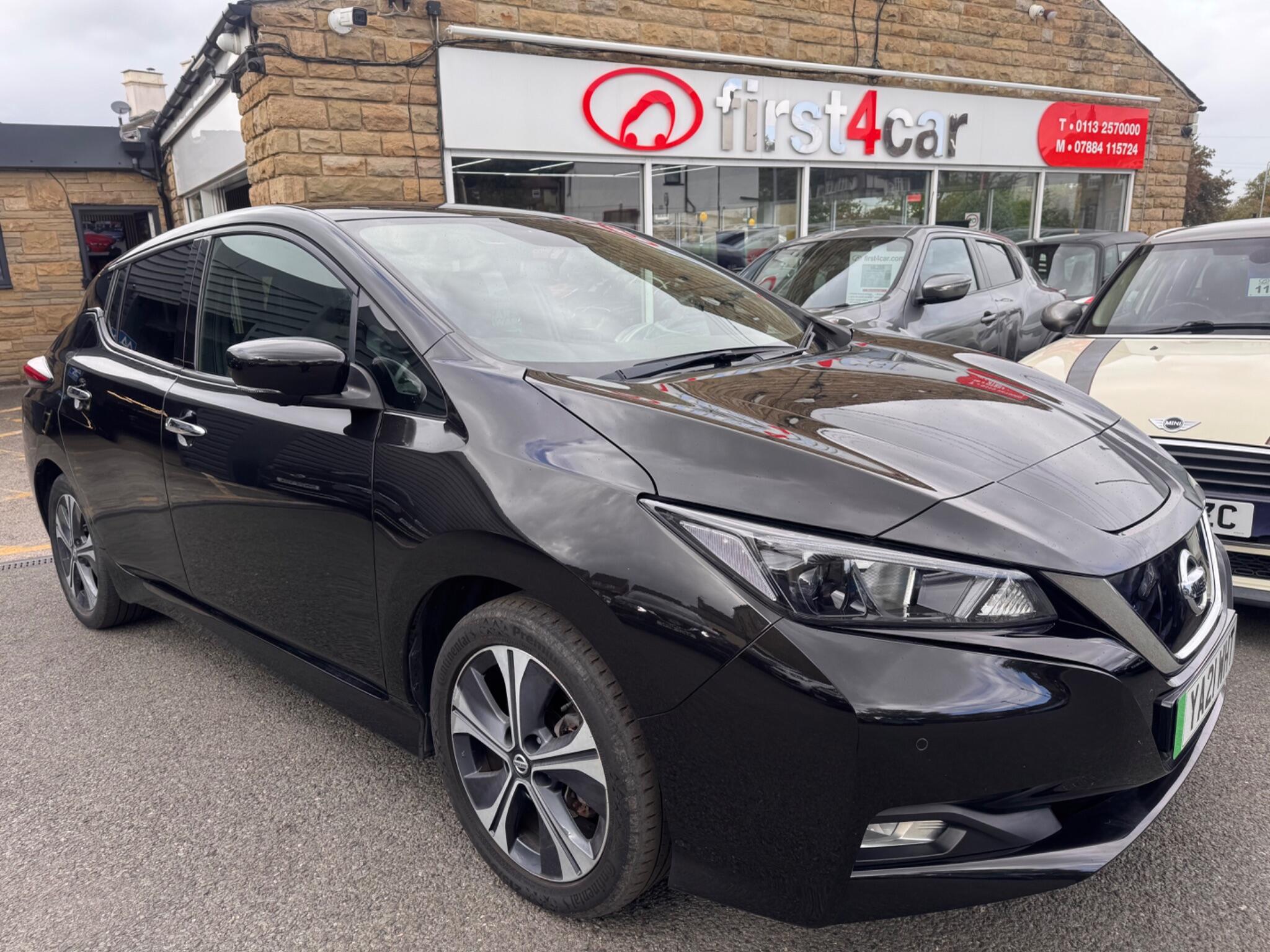 Nissan Leaf view 4