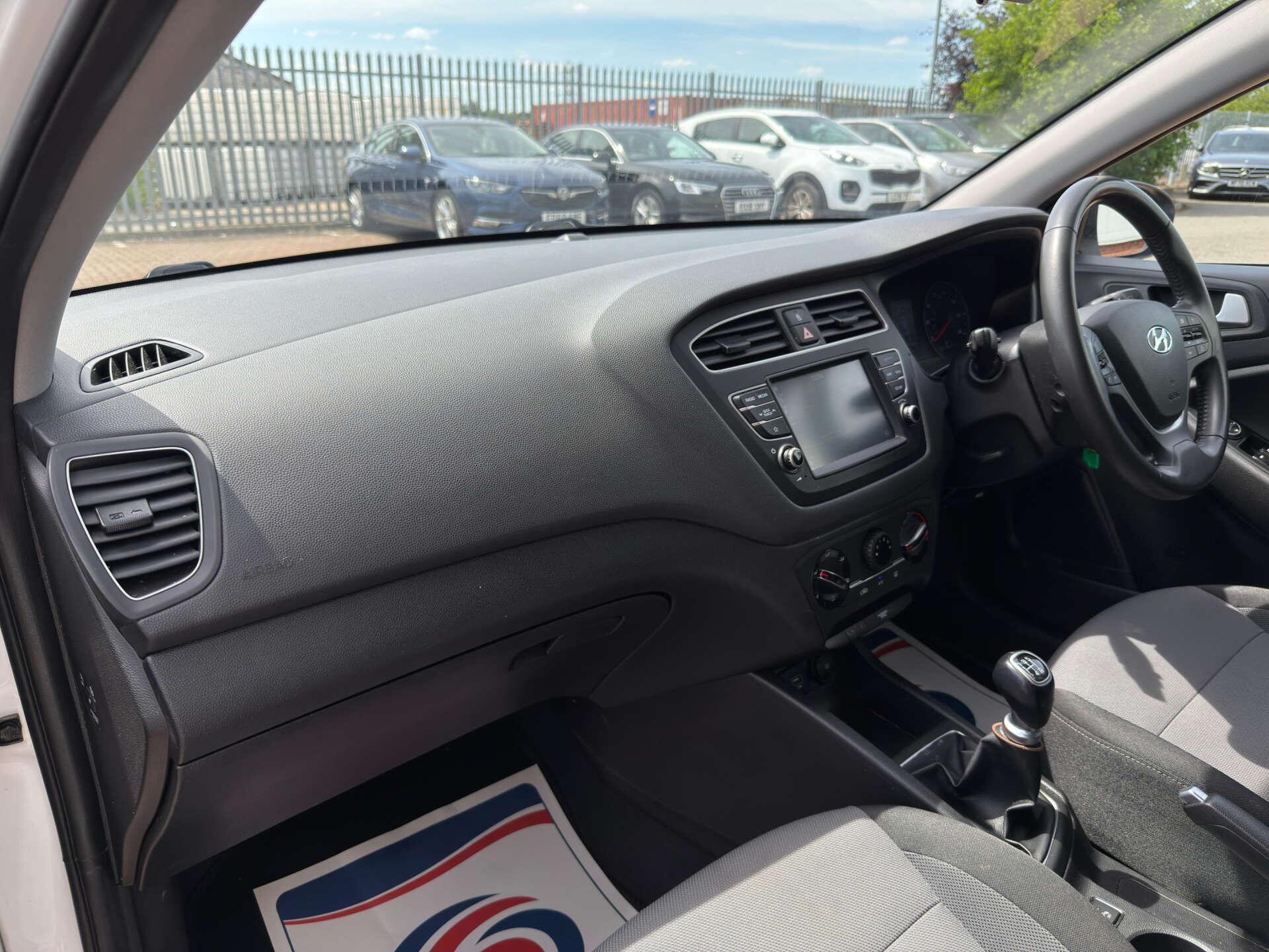 Hyundai I20 view 21