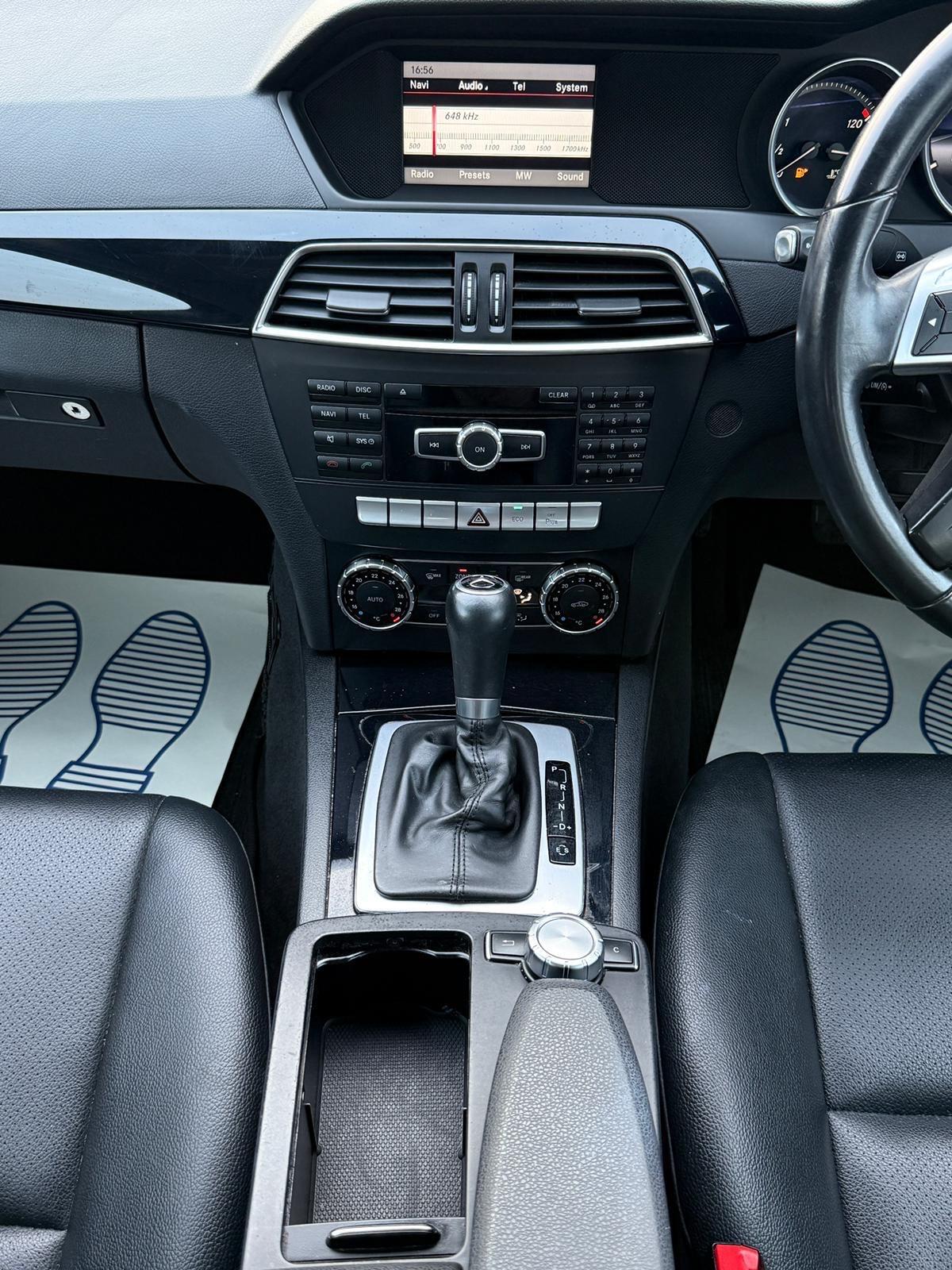 Mercedes-Benz C Class view 29