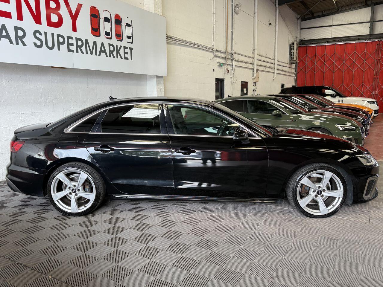 Audi A4 view 11