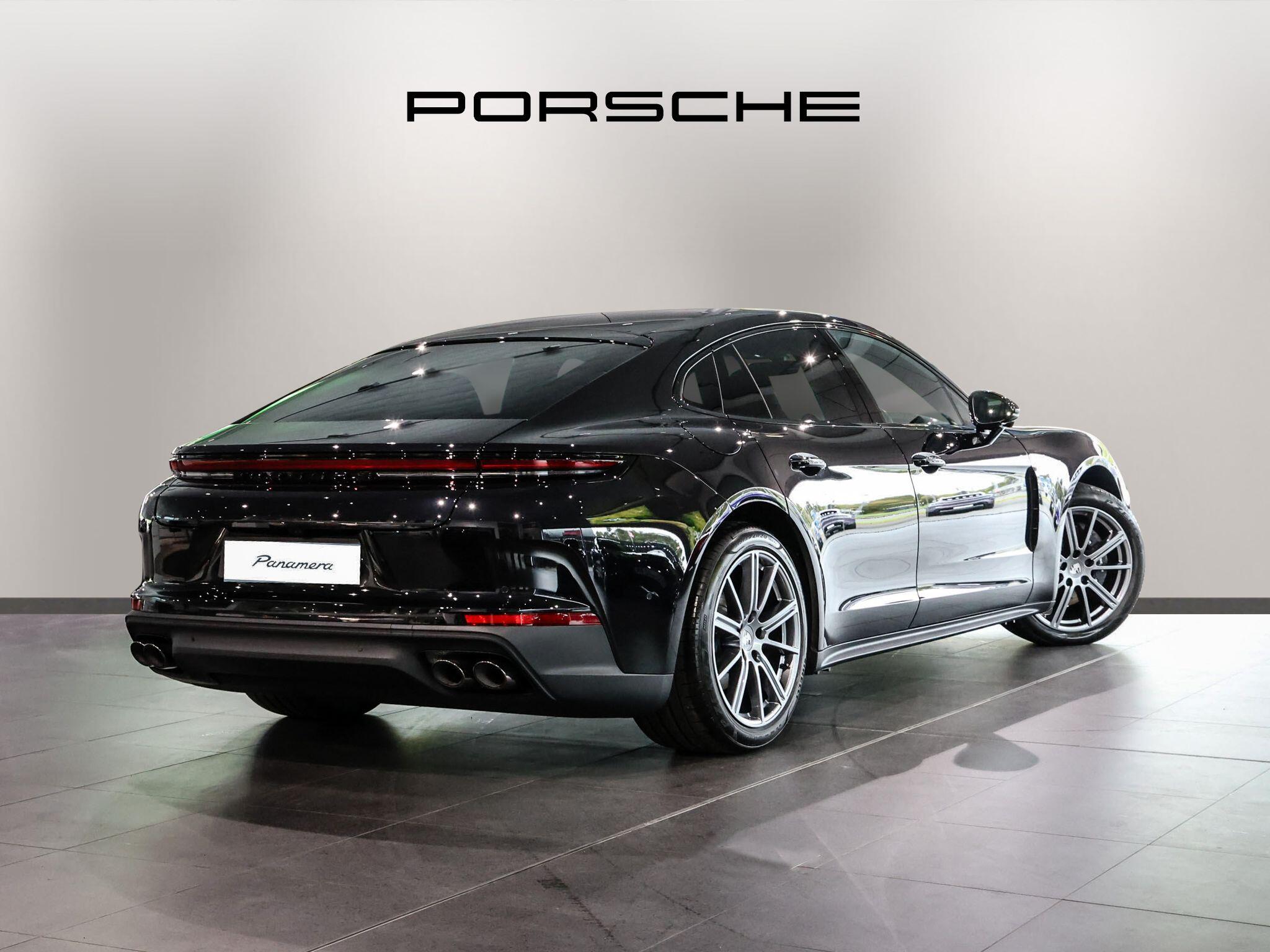 Porsche Panamera view 33